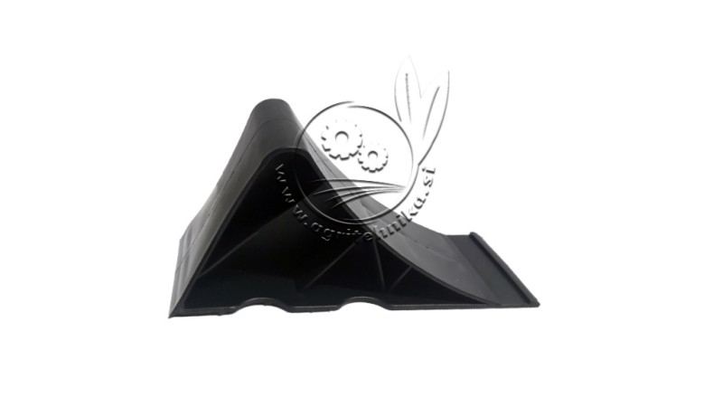 ZAGOZDA    PLASTIČNA, L 225, H 100, P 90  